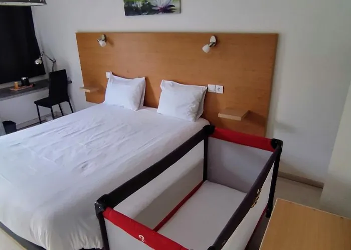 Hotel Le 15 Perigueux - Proximite A 89