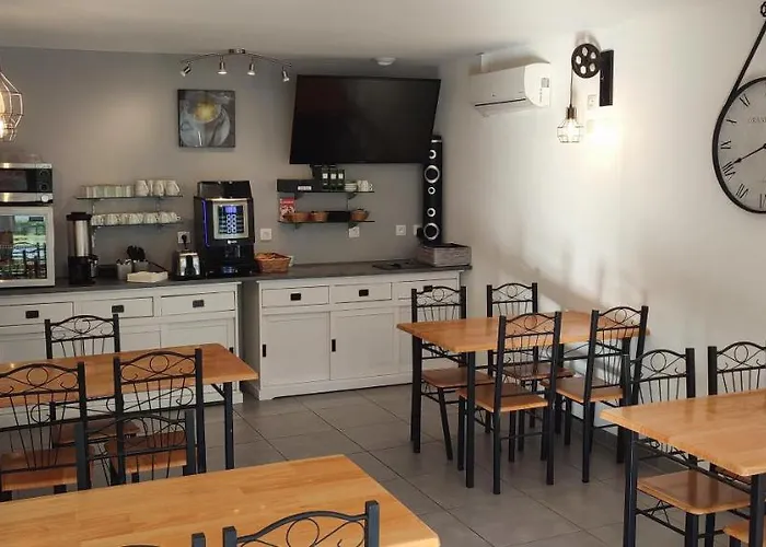 Hotel Le 15 Perigueux - Proximite A 89