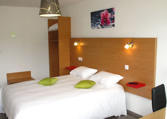 Le 15 Perigueux - Proximite A 89 Hotel