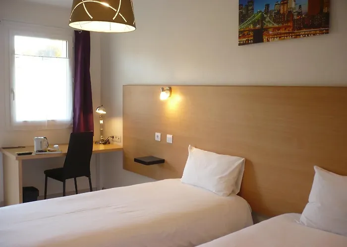 Le 15 Perigueux - Proximite A 89 Hotel